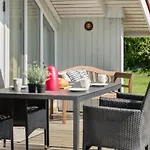 Katrina - 50m To The Fjord By Interhome *