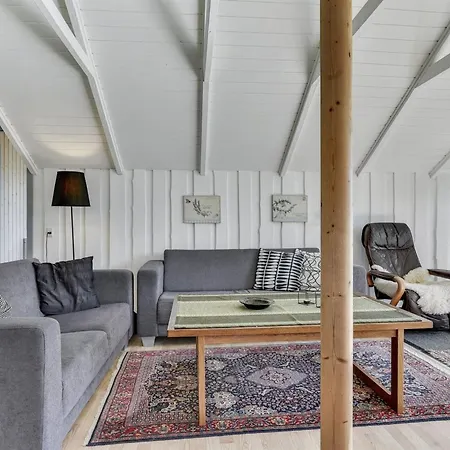 Katrina - 50m To The Fjord By Interhome 度假居 *