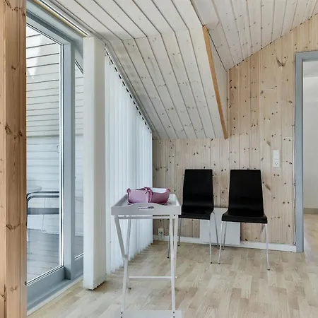 度假居 Katrina - 50m To The Fjord By Interhome *