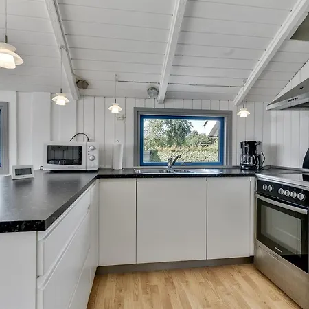 Katrina - 50m To The Fjord By Interhome Broager