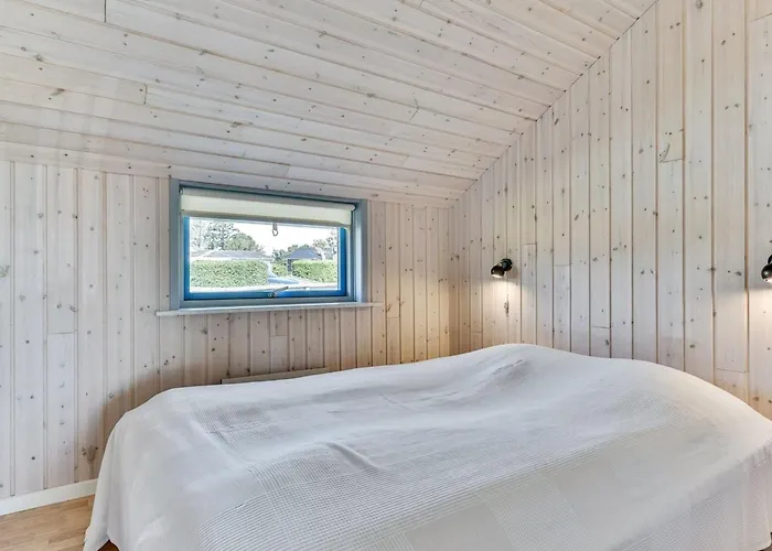 Katrina - 50m To The Fjord By Interhome Semesterbostad *